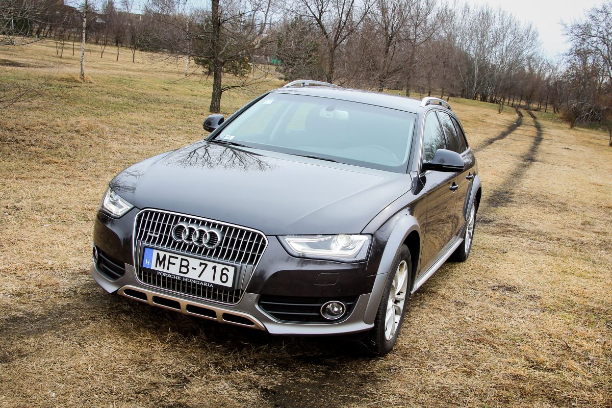 AUDI A4