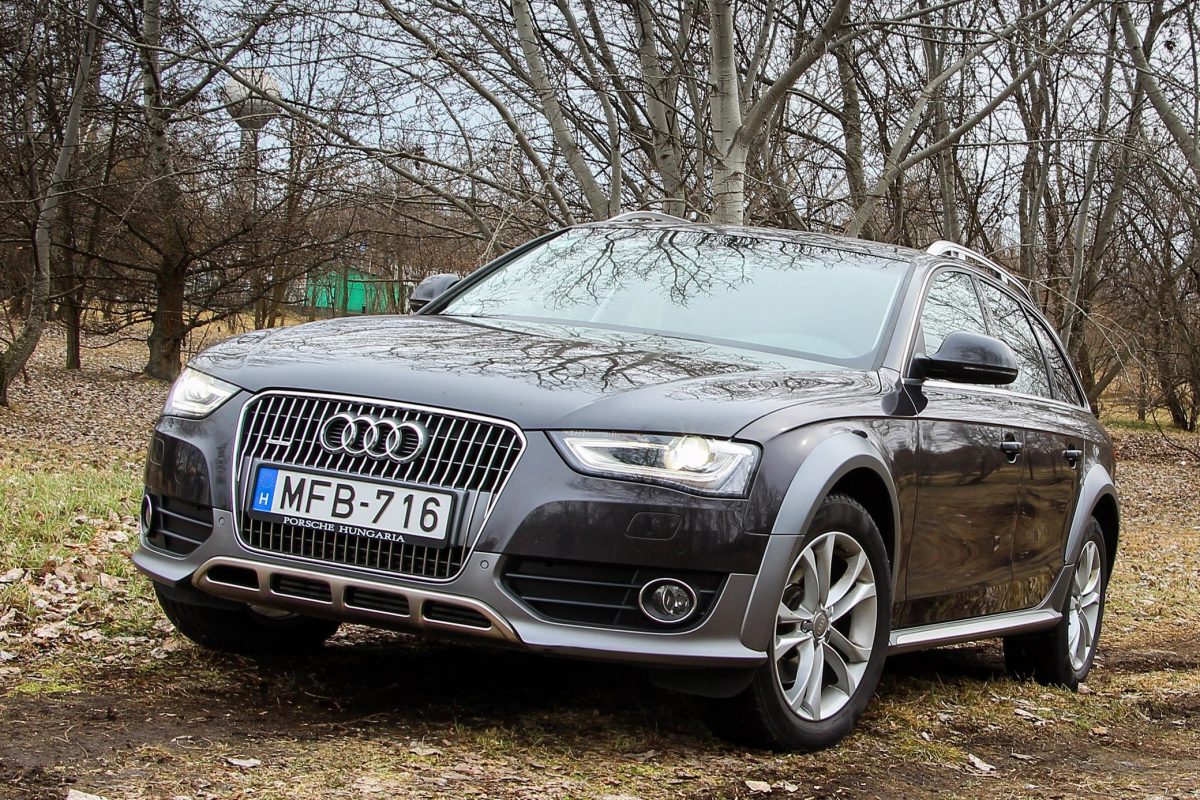 AUDI A4