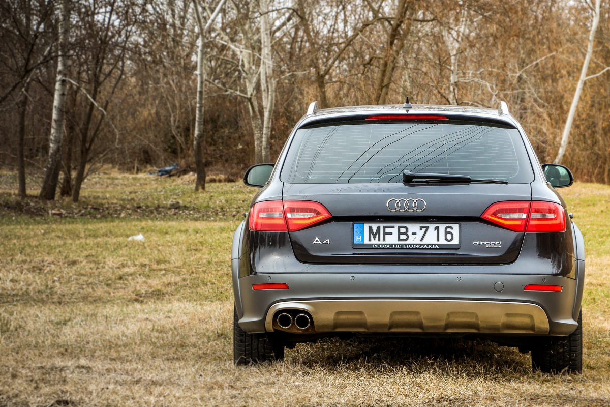 AUDI A4