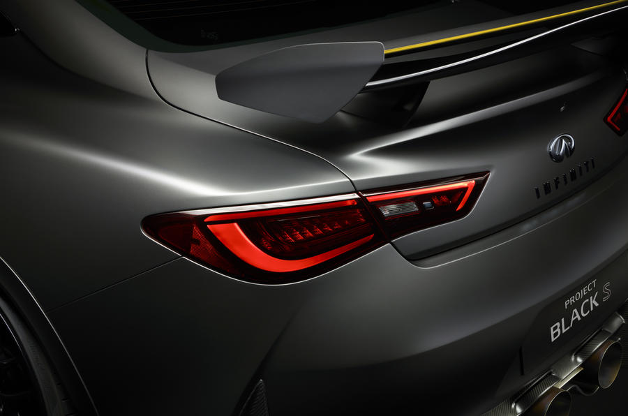 INFINITI Q60
