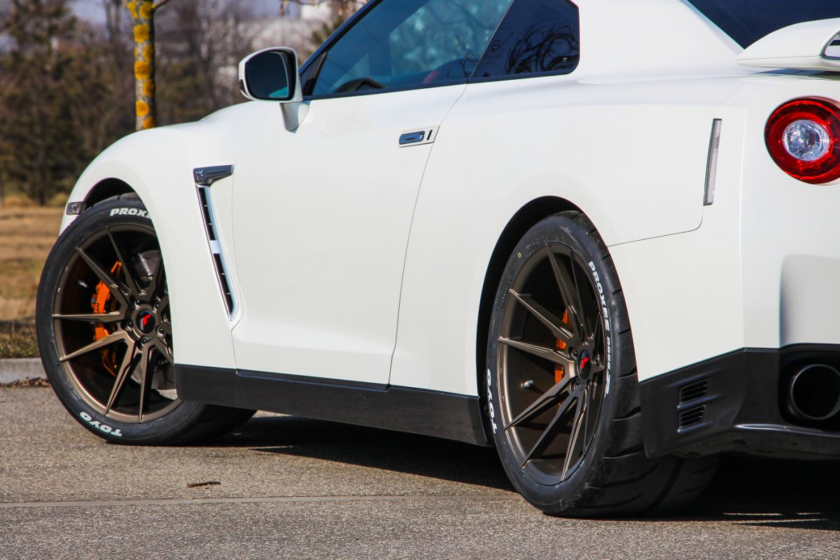 NISSAN GT-R