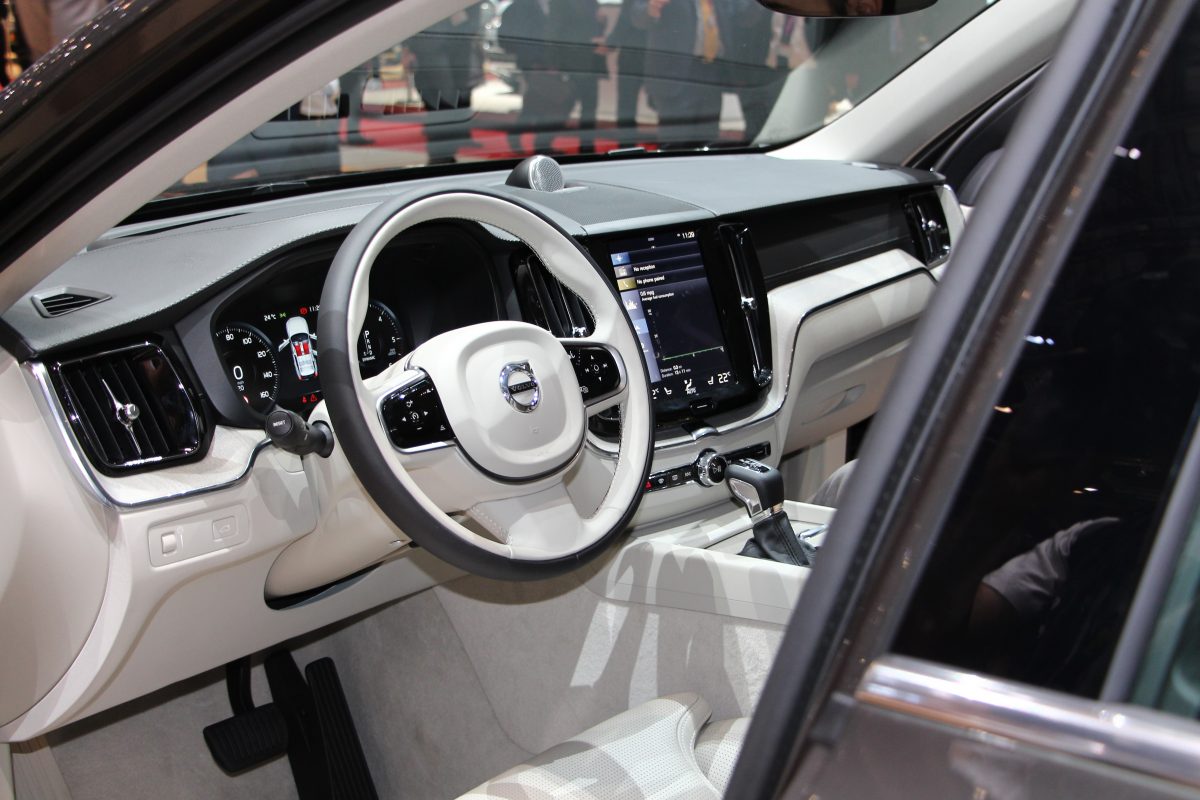 VOLVO XC60