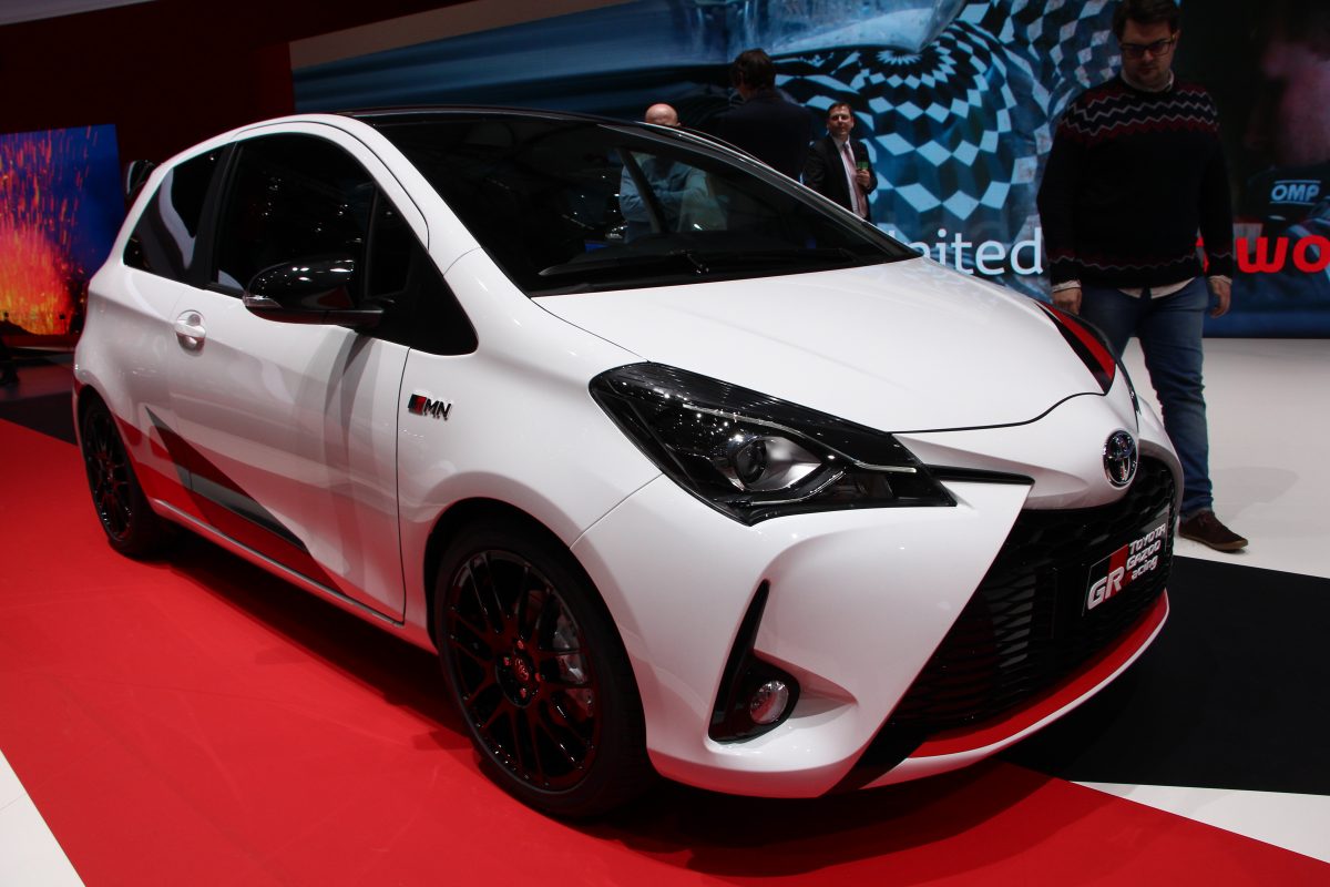 TOYOTA YARIS