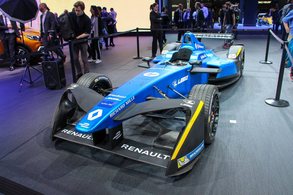RENAULT