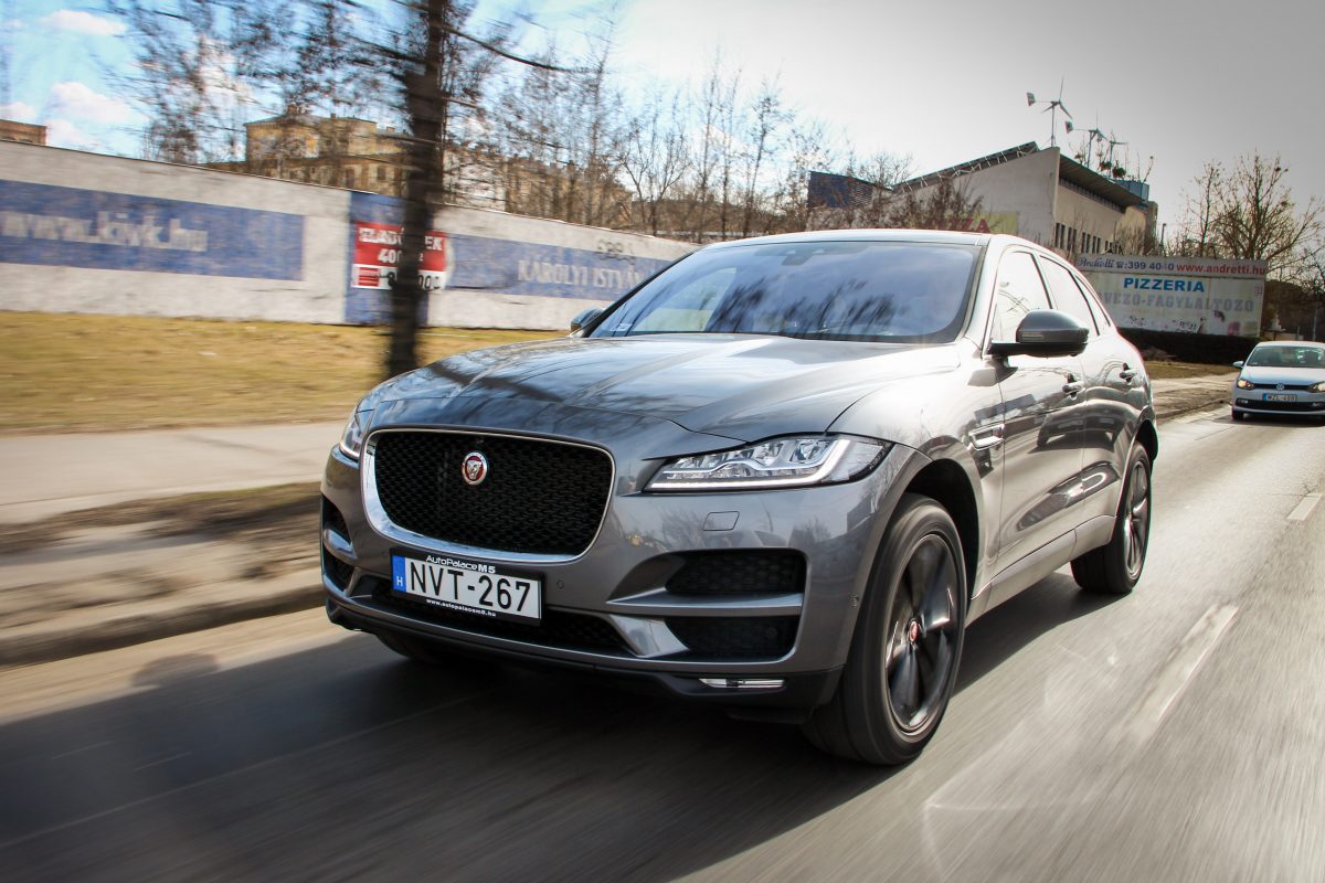 JAGUAR F-PACE