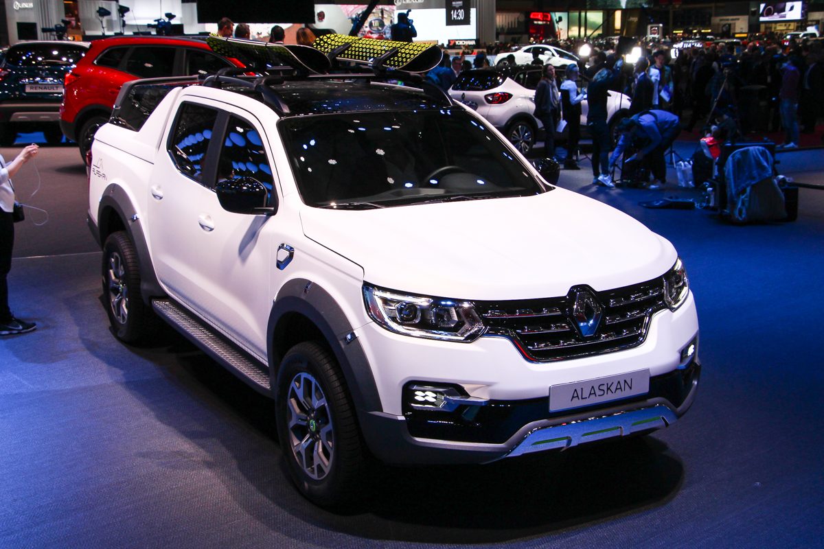 RENAULT