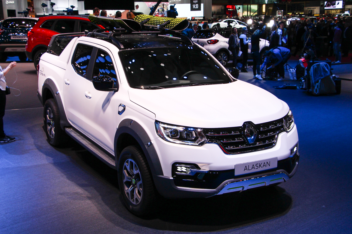 RENAULT