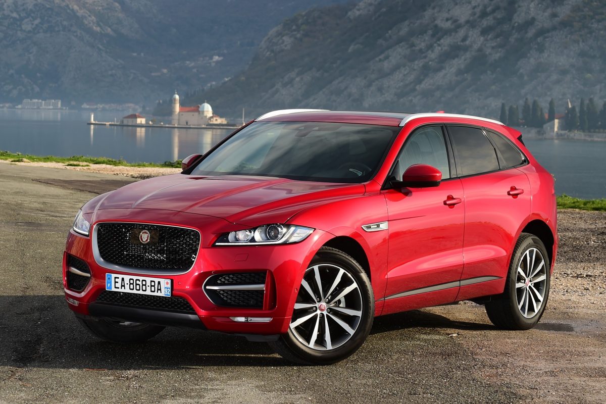 JAGUAR F-PACE