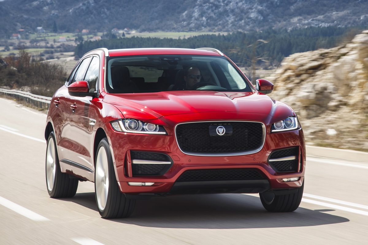 JAGUAR F-PACE