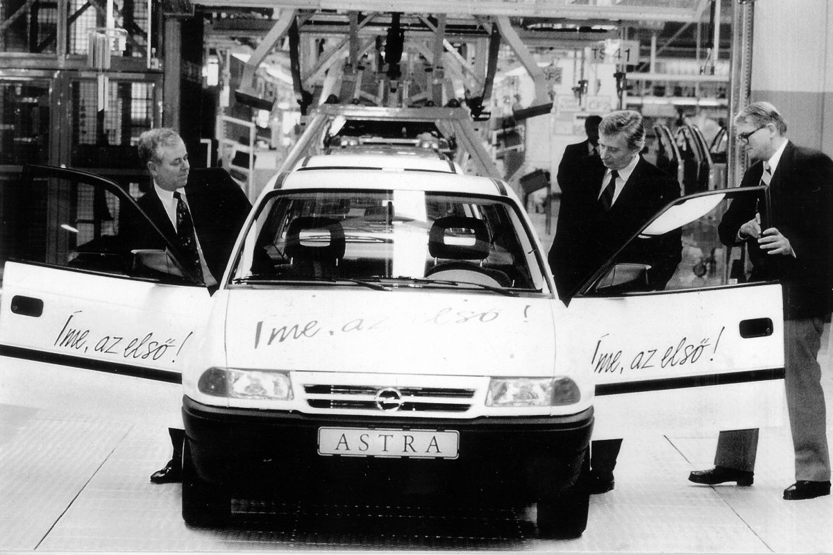 OPEL