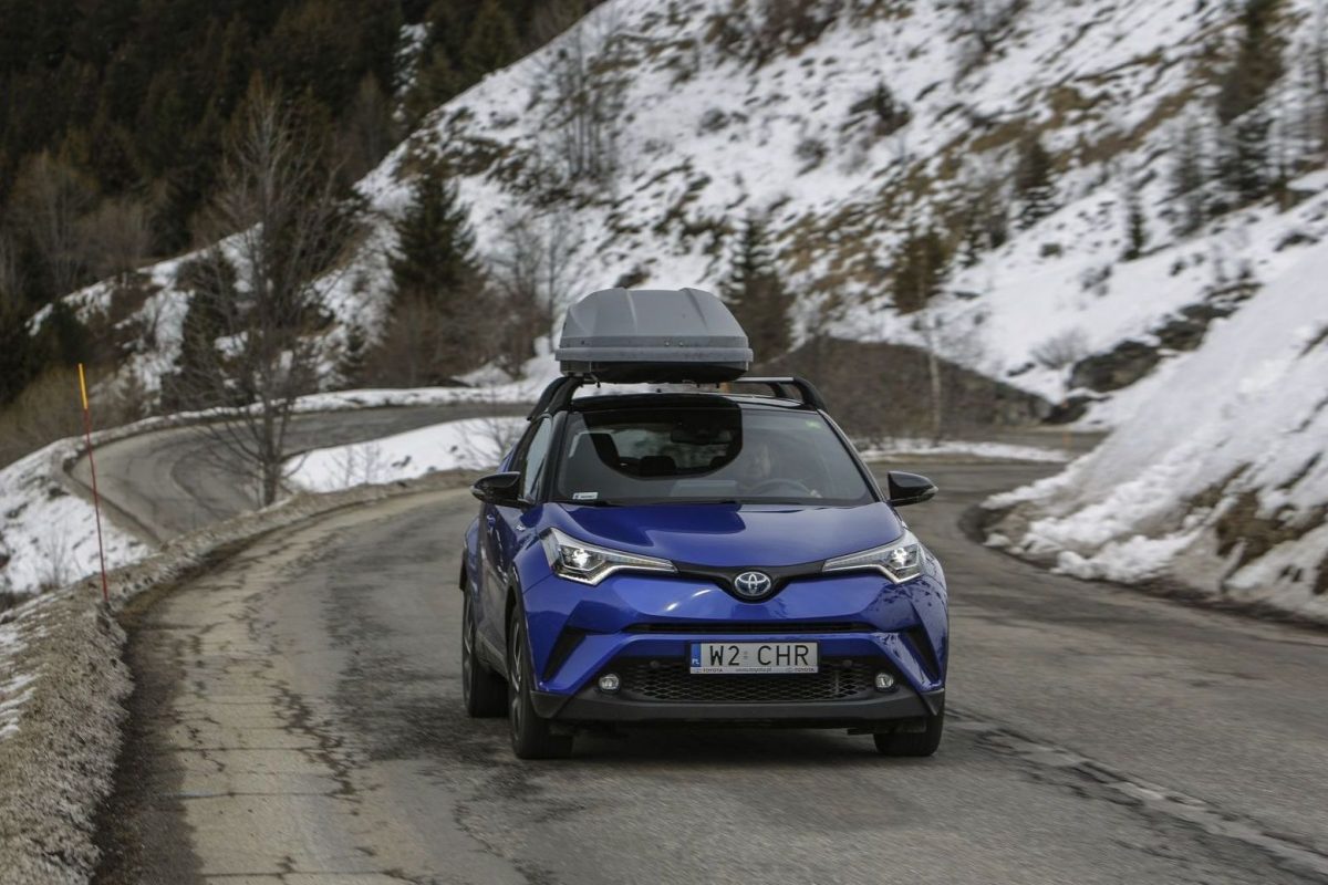 TOYOTA C-HR