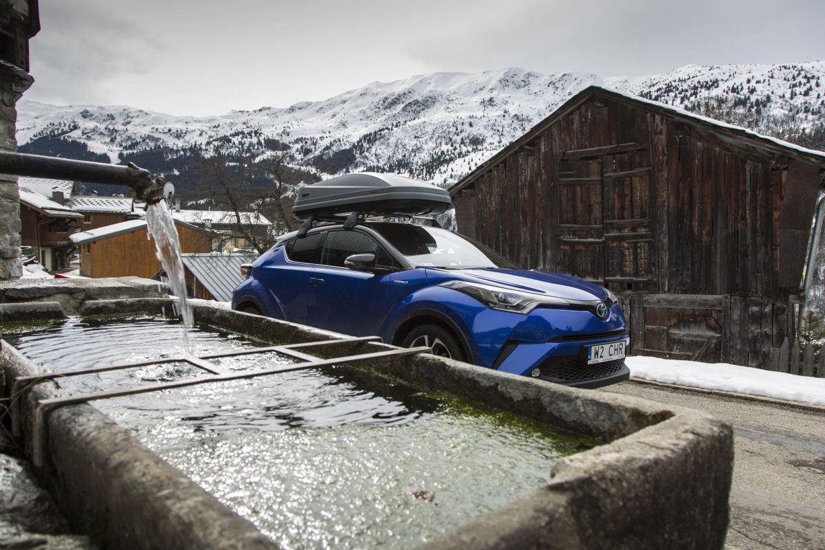 TOYOTA C-HR