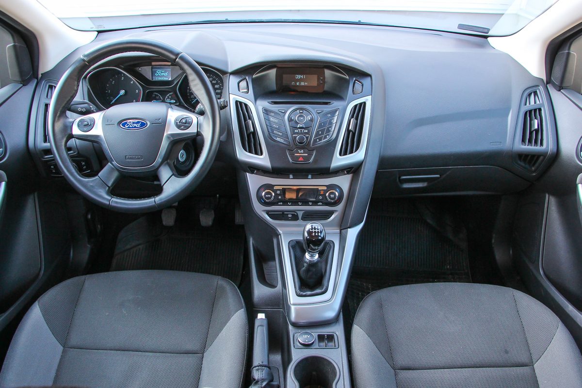 FORD FOCUS