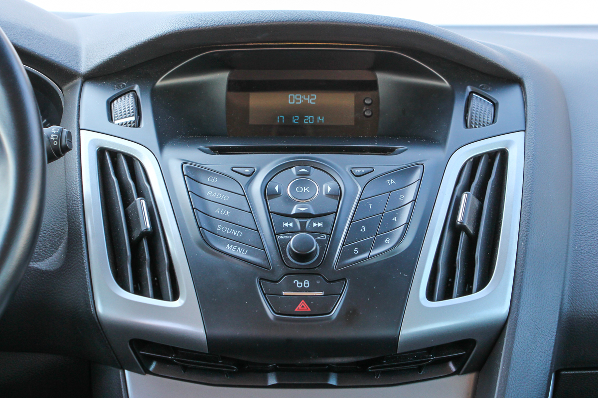 FORD FOCUS
