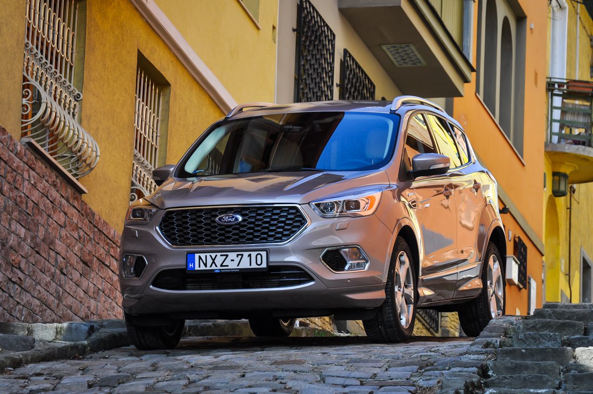 FORD KUGA