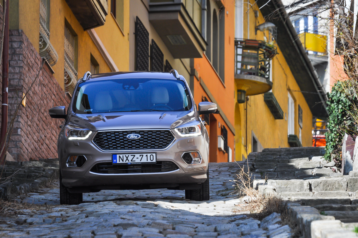 FORD KUGA