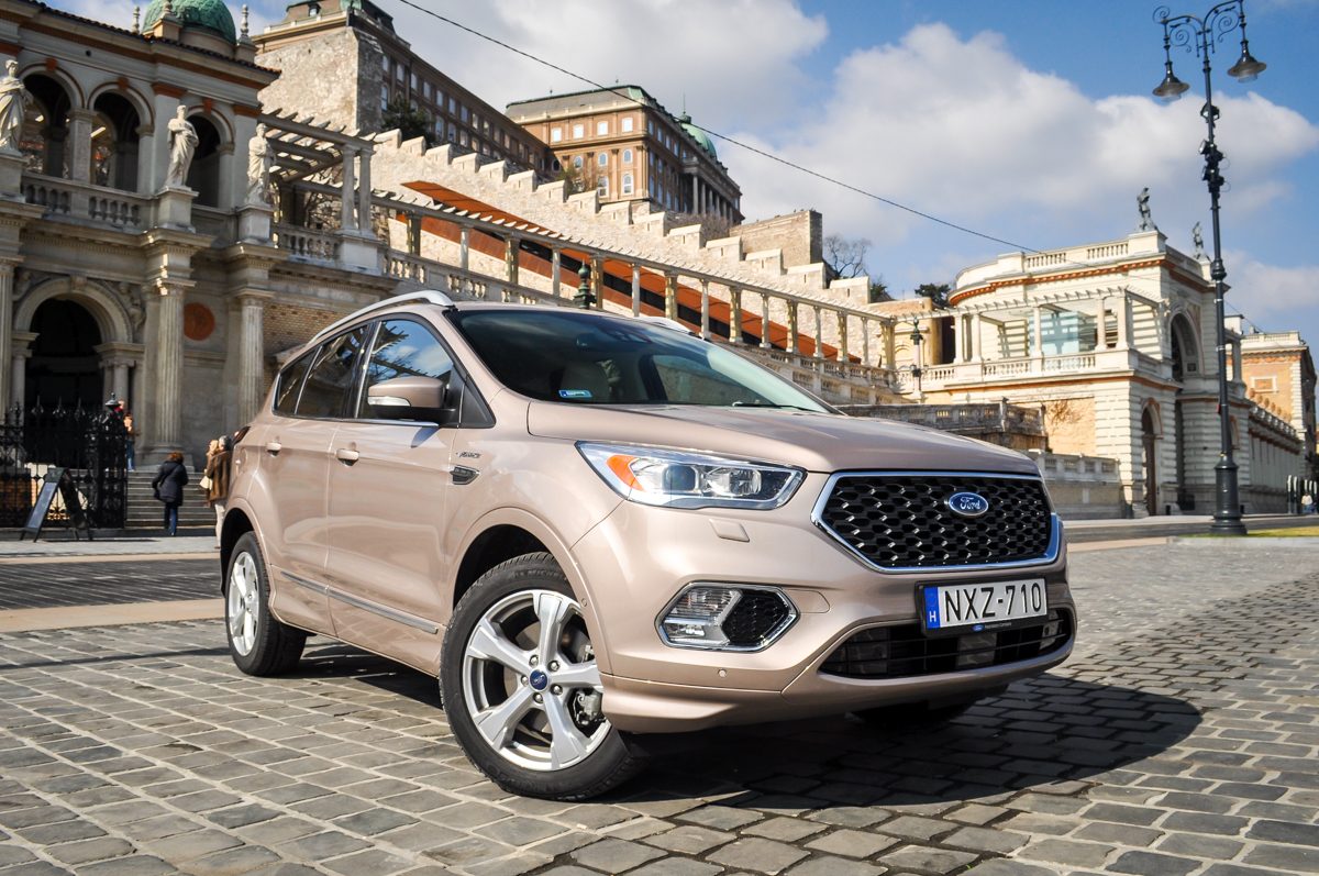FORD KUGA