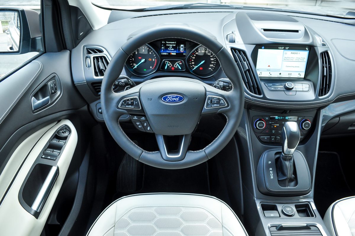FORD KUGA