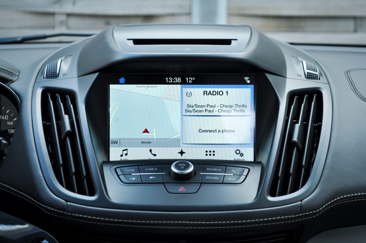 FORD KUGA