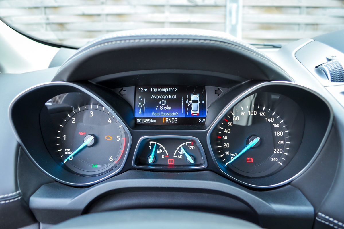 FORD KUGA