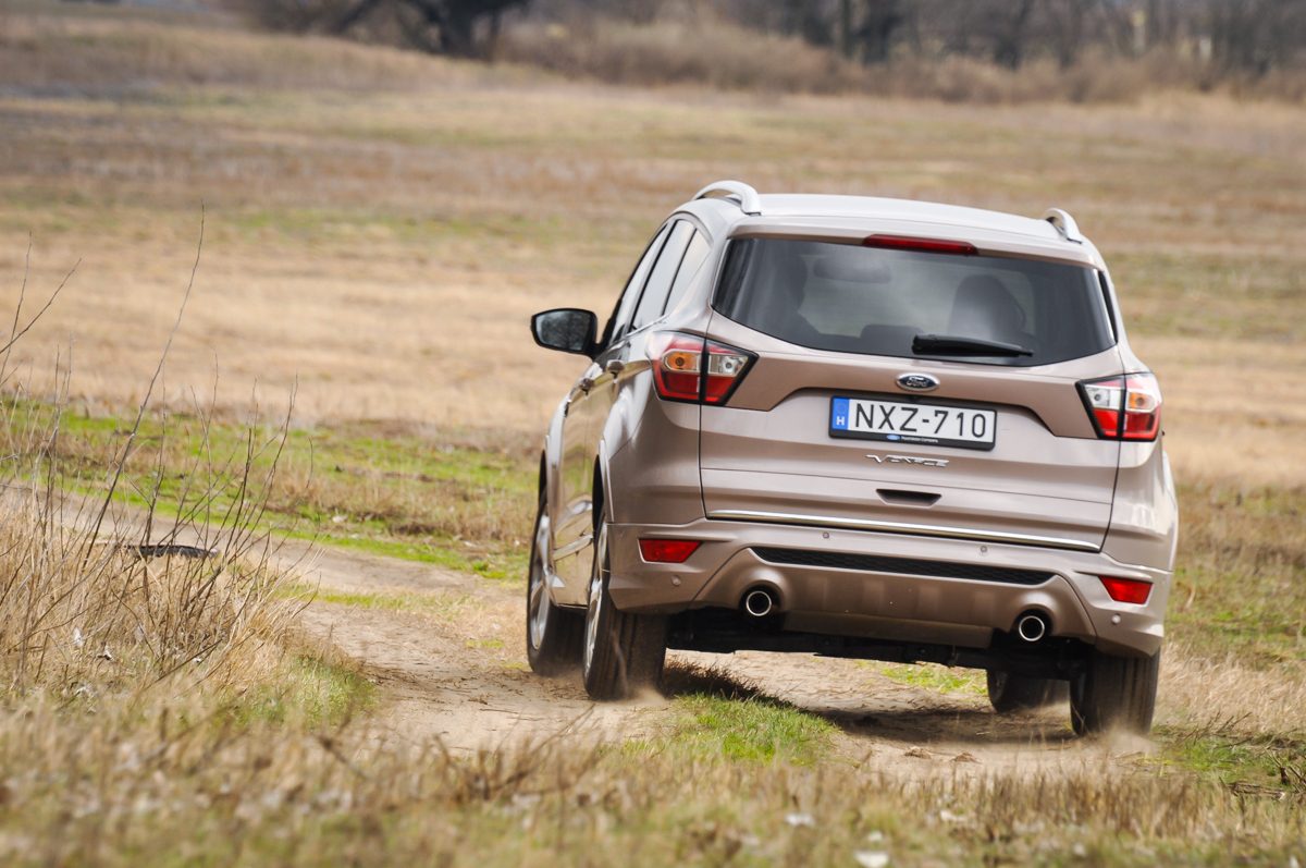 FORD KUGA