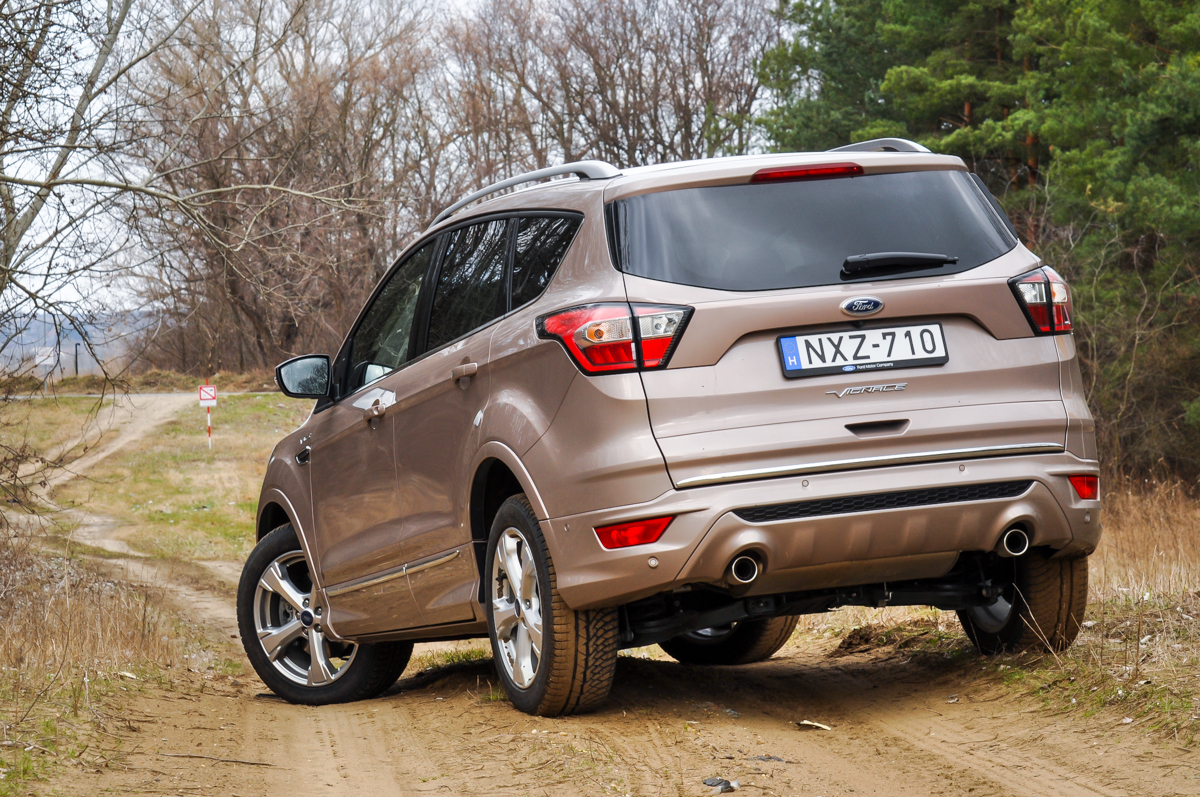 FORD KUGA