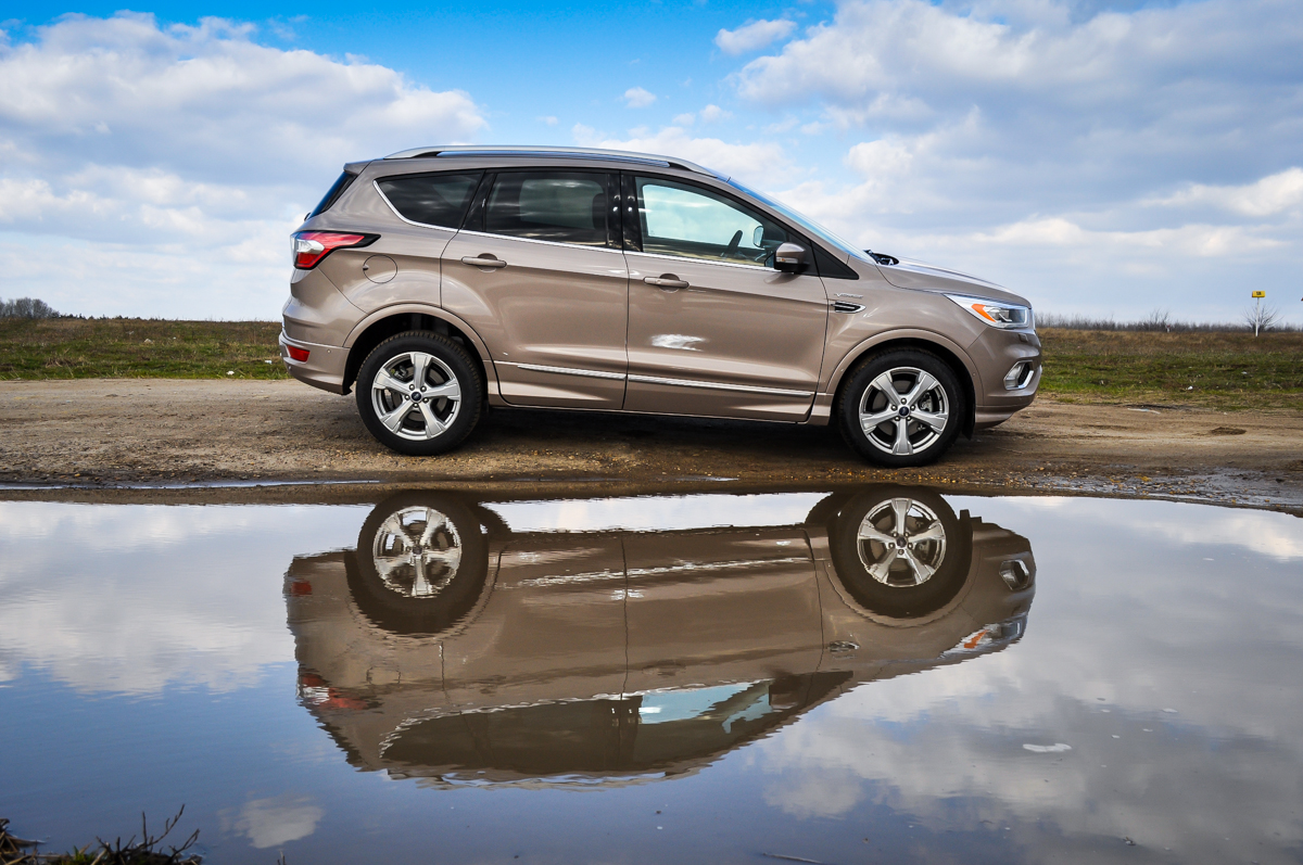 FORD KUGA
