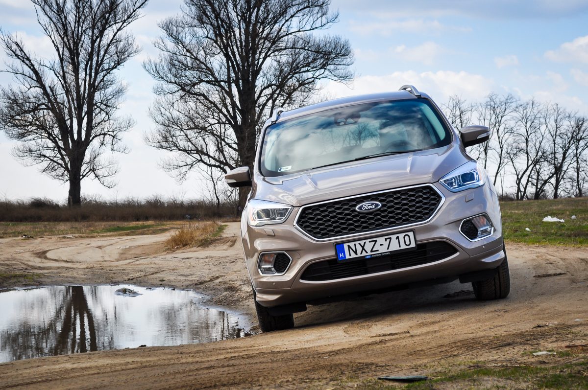 FORD KUGA