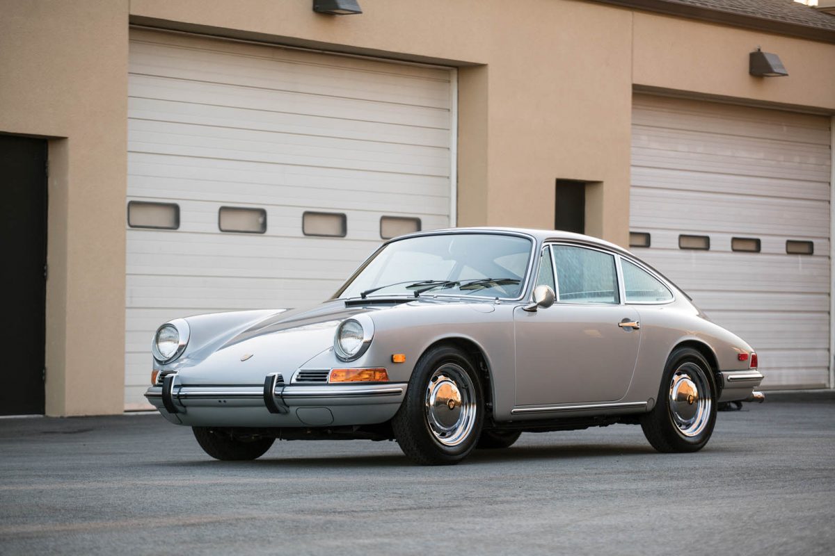 PORSCHE 911