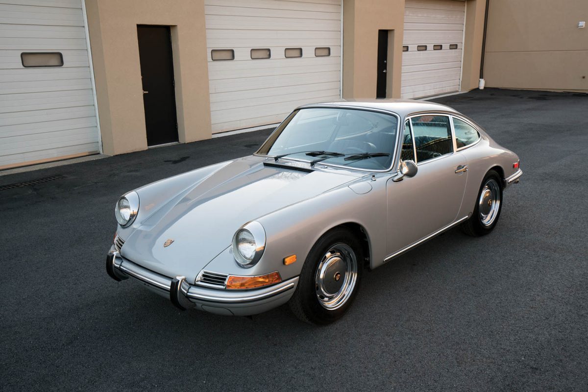 PORSCHE 911