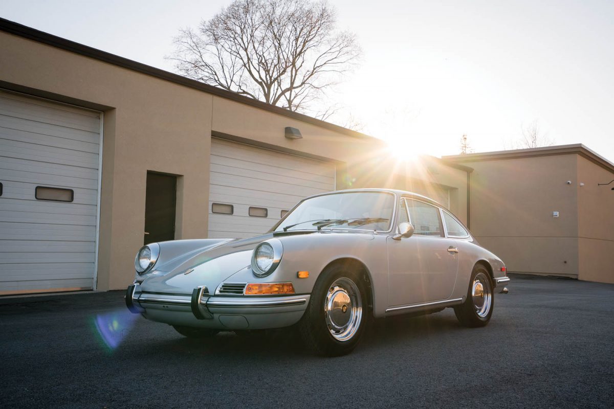 PORSCHE 911