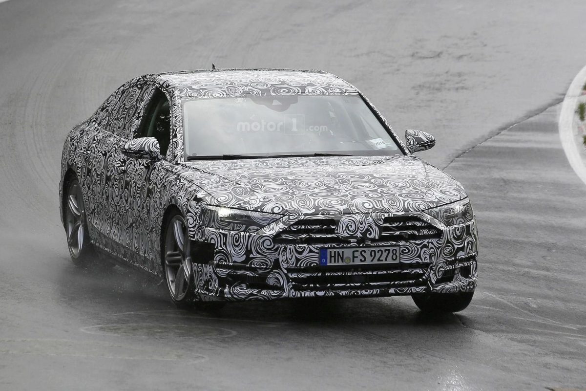 AUDI A8