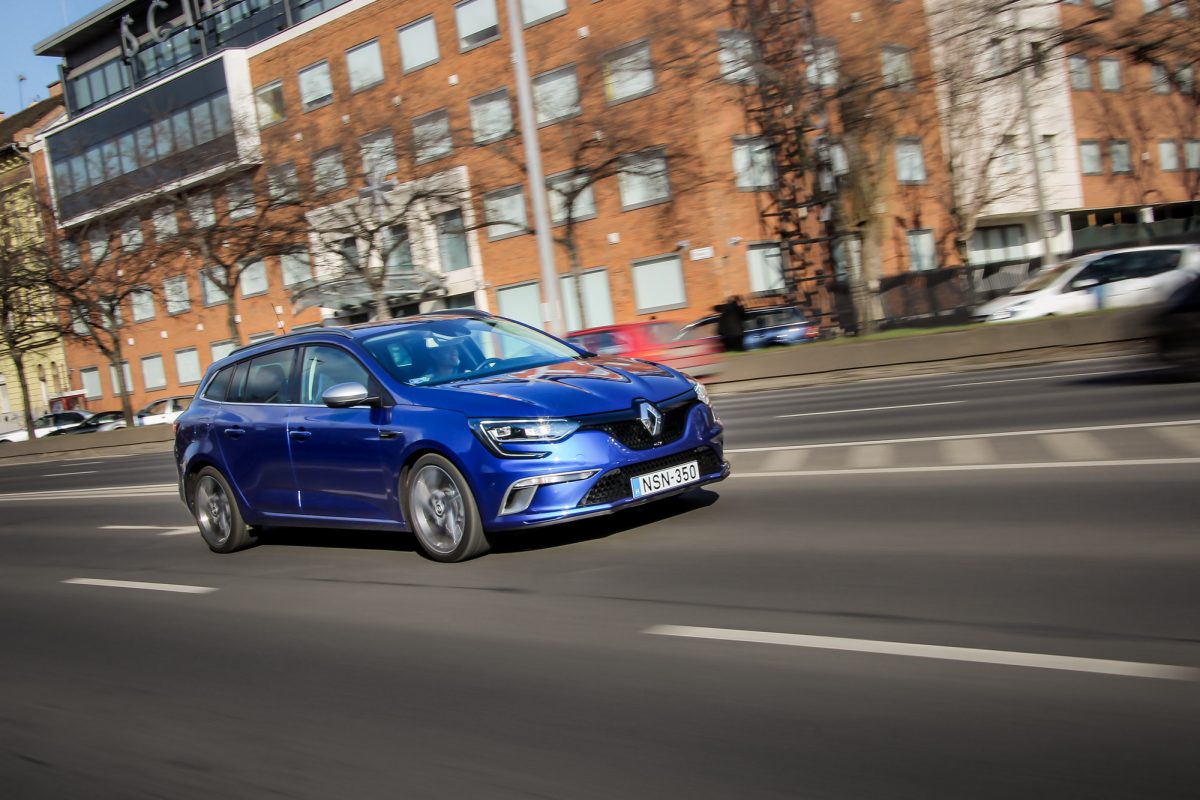 RENAULT MEGANE