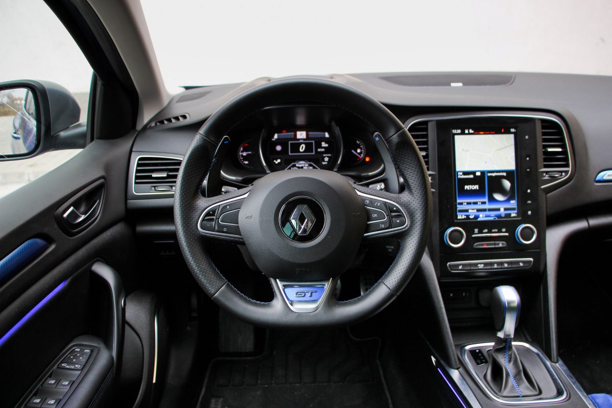 RENAULT MEGANE