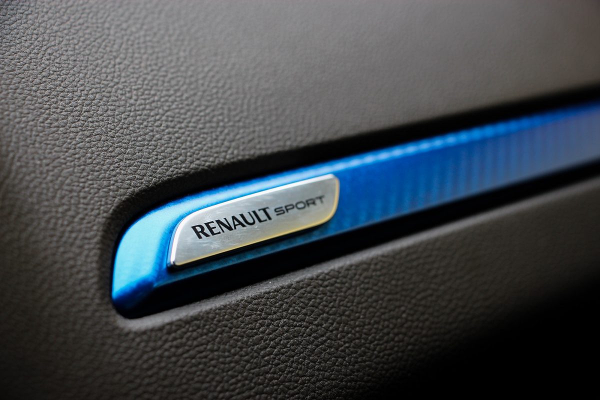 RENAULT MEGANE