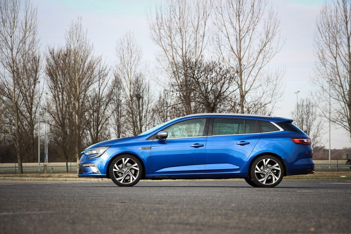 RENAULT MEGANE