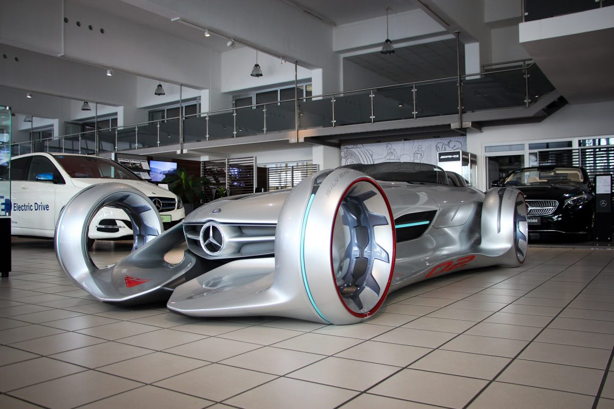 MERCEDES-BENZ