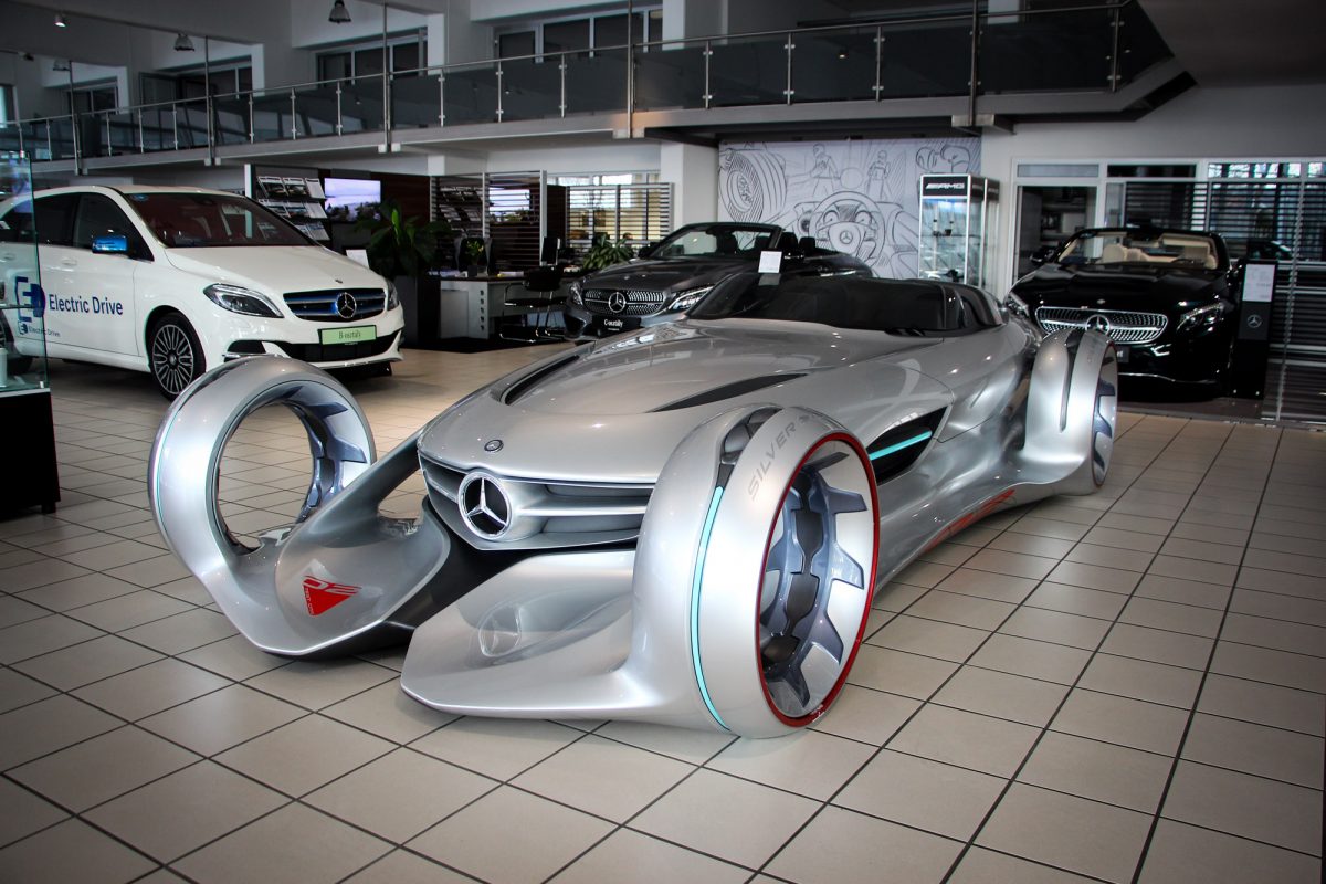 MERCEDES-BENZ