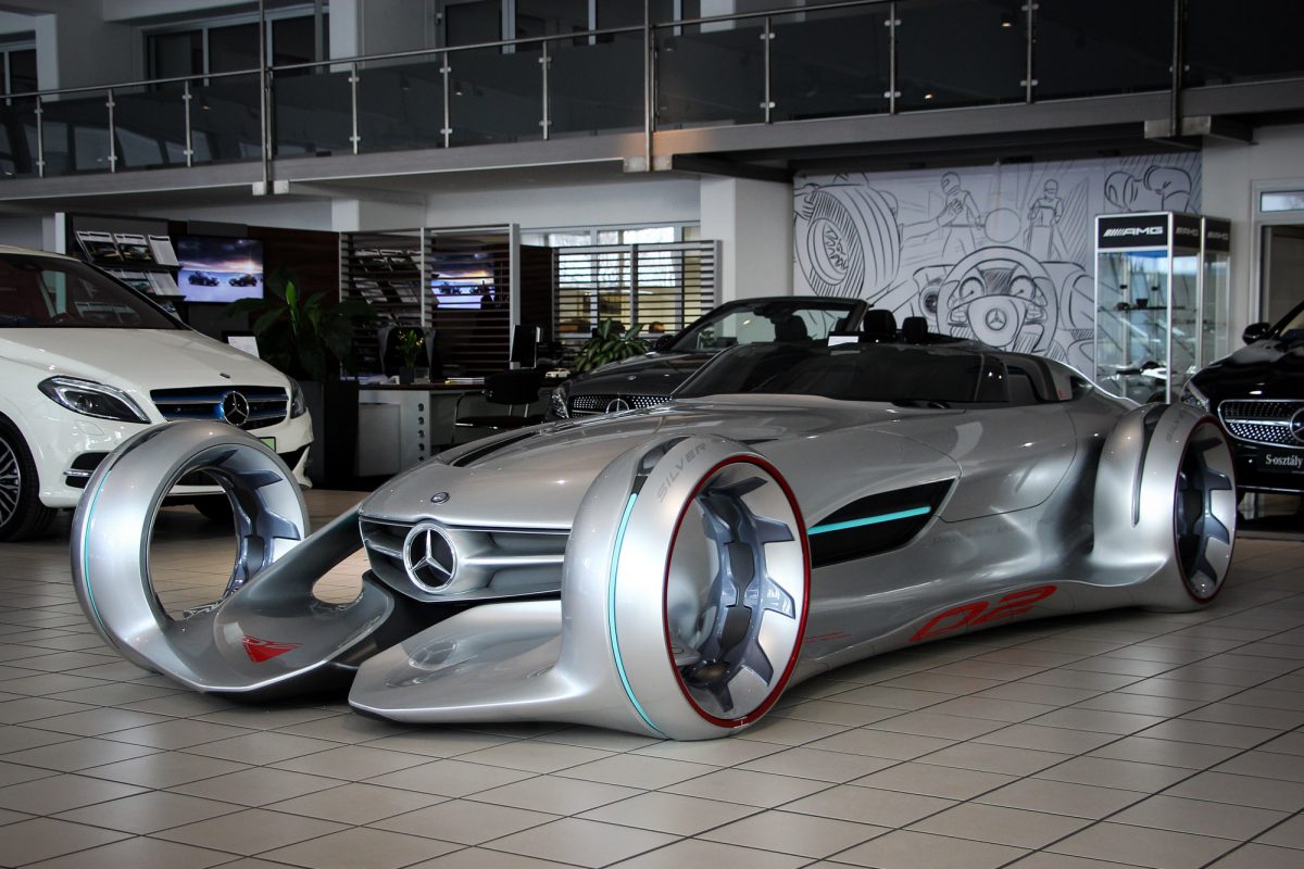 MERCEDES-BENZ