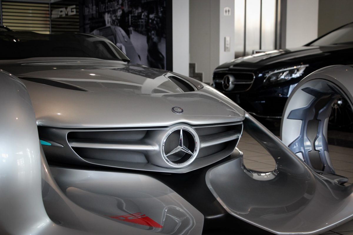 MERCEDES-BENZ