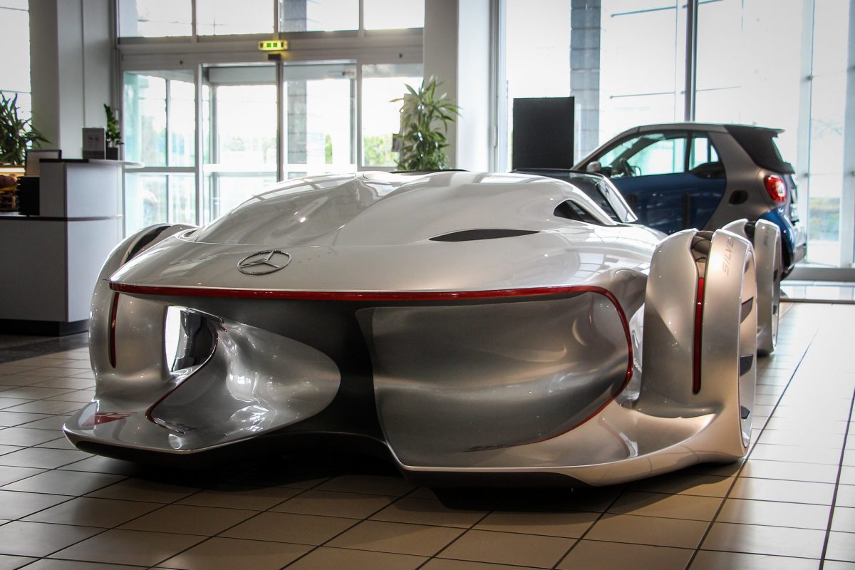 MERCEDES-BENZ