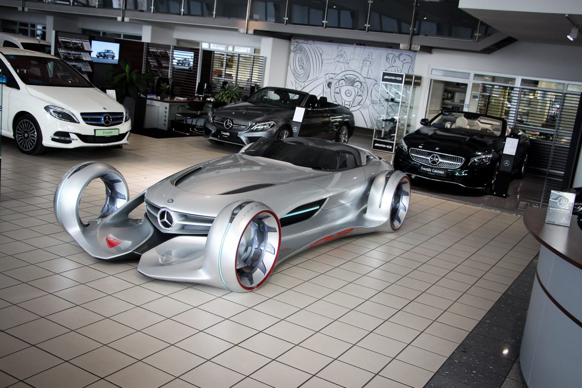 MERCEDES-BENZ