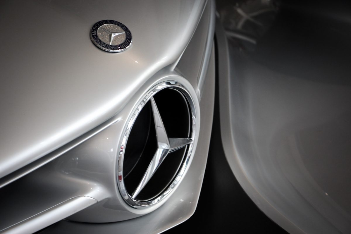 MERCEDES-BENZ