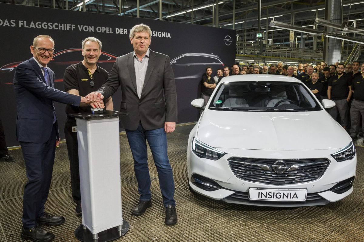 OPEL INSIGNIA