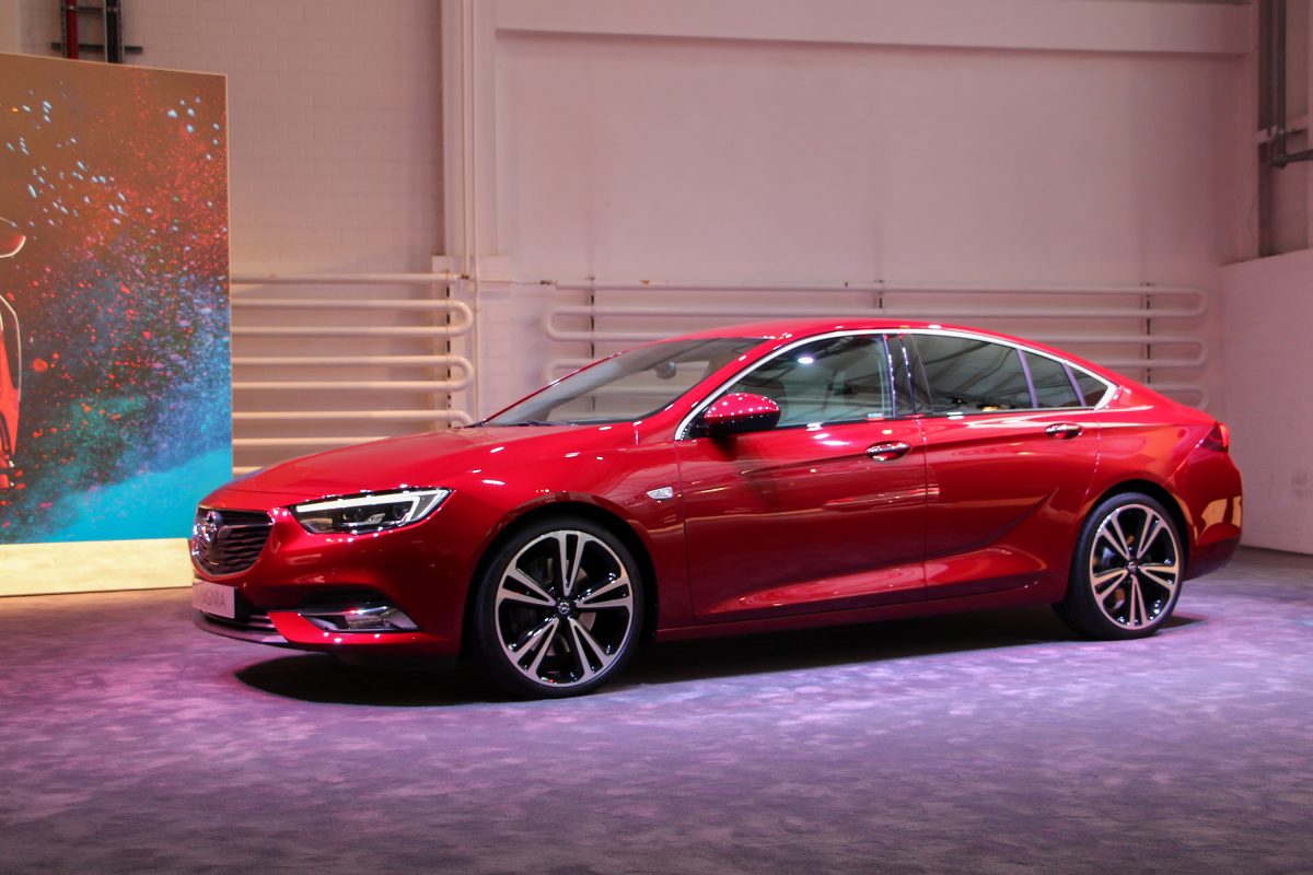 OPEL INSIGNIA