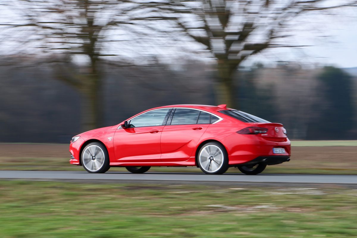 OPEL INSIGNIA