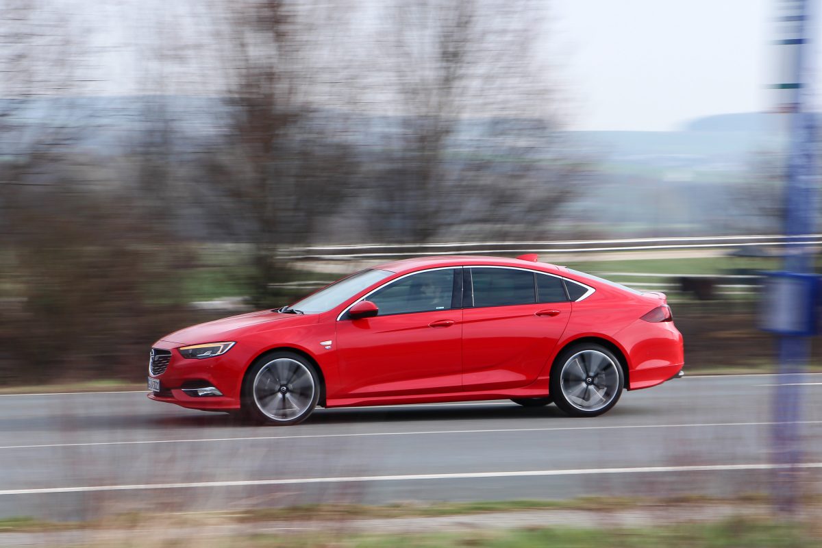 OPEL INSIGNIA