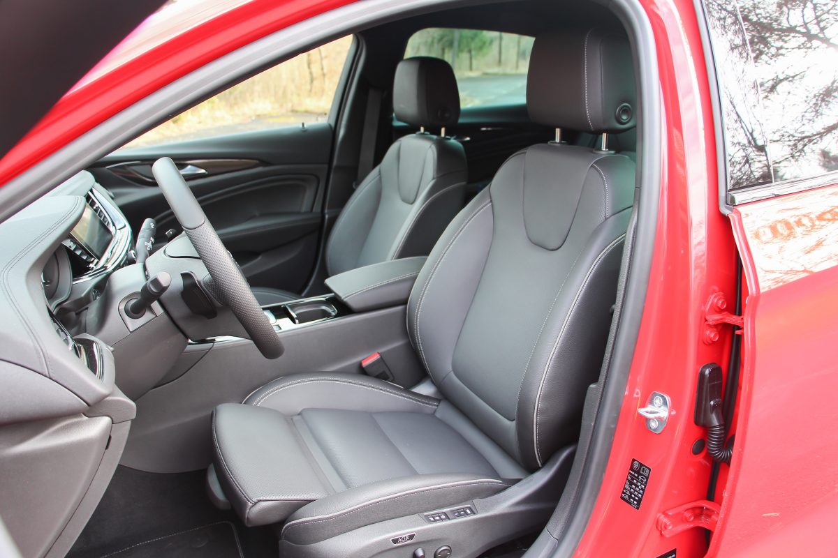 OPEL INSIGNIA