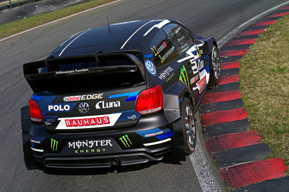 VOLKSWAGEN POLO