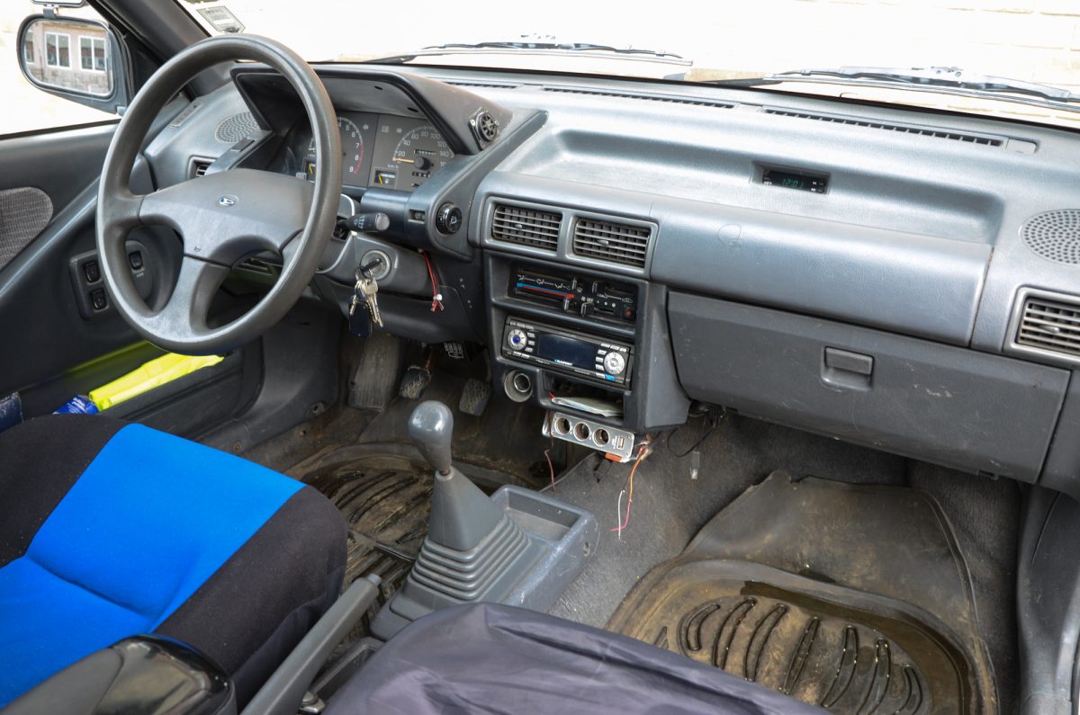 DAIHATSU CHARADE